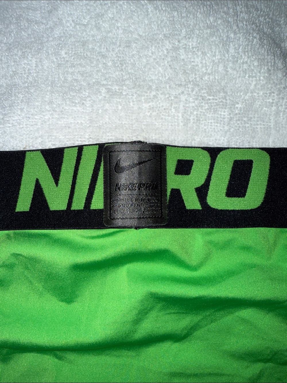 Nike Bright Green Performance Compression Shorts with Black Waistband - Picture 3 of 4